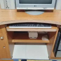 میز کامپیوتر