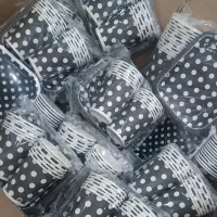 بشقاب و لیوان کاغذی مشکی و سفید