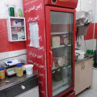 با سلام بعلت جمع آوری مغازه اغذیه یا تکی به فروش