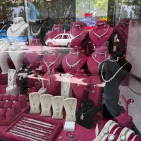 مانکن طلا ونقره|جواهرات|تبریز, |دیوار