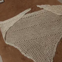 یک عدد روسری قلاب بافی کار دست