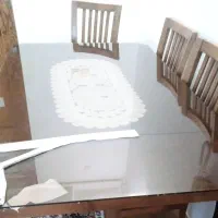 شیشه میز ناهارخوری شش نفره کمی شکسته