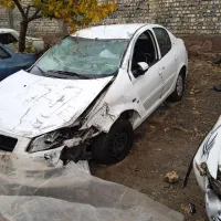 رانا ۹۵ تصادفی|خودرو سواری و وانت|مشهد, اقبال|دیوار