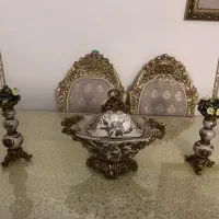 یک جفت شمعدان همراه شکلات خوری سایز بزرگ