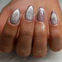 خدمات تخصصی ناخن