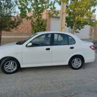 ساینا کم کار تمیز کارمندی در حد مدل ۱۴۰۰