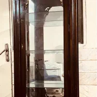 ویترین چوبی