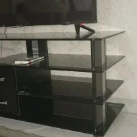 میز تلویزیون شیشه ای