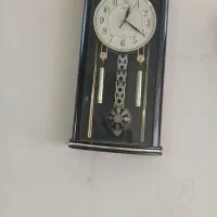 ساعت دیواری کاملا سالم