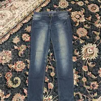 شلوار لی جین