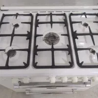 اجاق گاز فر دار و جوجه گردان آلتون درحد آک آک|اجاق گاز و لوازم برقی پخت‌وپز|خرم‌آباد, |دیوار