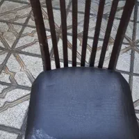 صندلی چوبی چرم