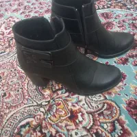 پوتین سایز ۳۹