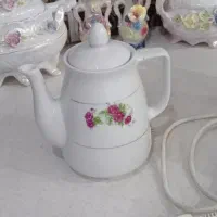 قوری برقی قدیمی گل سرخی