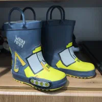 رین بوت بچگانه|کفش و لباس بچه|پرند, فاز ۵|دیوار