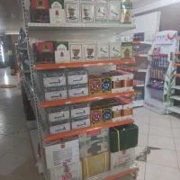 قفسه و یخچال فریزر