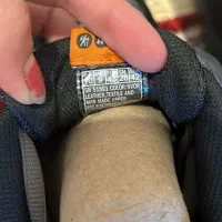 کفش برند اسکیچرز اصل|کیف، کفش، کمربند|خنج, |دیوار