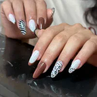 خدمات ناخن
