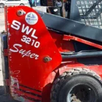 بابکت مینی لودر  توماس