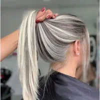 خدمات رنگ مو،آماده ی همکاری در سالن