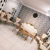 رنگ بندی تنوع مبلمان در مجموعه لوازم خانگی زرین|مبلمان خانگی و میز عسلی|یاسوج, |دیوار