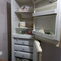 یخچال فریزر در حد نو