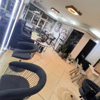 اجاره میز ناخن