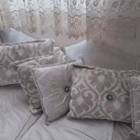 کاناپه۳ نفره سالم روکش پارچه ترکیه بجای تخت هم