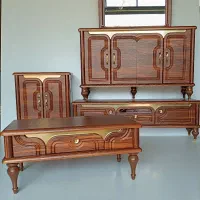 تعدادی مونتاژ کار و برش کار ام دی اف