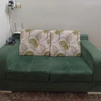 مبل 7 نفره با 4 تا میز عسلی در حد نو