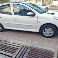 207سقف شیشهای مدل 1402بدون رنگ وضربه|خودرو سواری و وانت|کرمانشاه, |دیوار