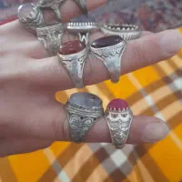 انواع انگشترهاوسکه های نقره قدیمی وساعت نبضی قدیمی