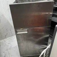 گریل ، گاز ۲ شعله ،صفحه، میز زیرش و سرخ کن صنعتی