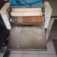 فروش کلیه دستگاهای تولید نان فانتزی|فروشگاه و مغازه|دهق, |دیوار