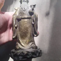 مجسمه برنزی قدیمی|کلکسیون اشیاء عتیقه|تهران, امام زاده عبدالله|دیوار