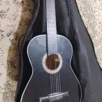 گیتار مشکی دیاموند در حد نو