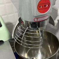 همزن صنعتی ۵۰ لیتری Victor Food Mixer