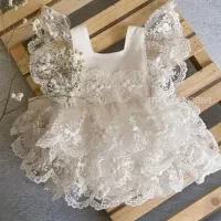 لباس عروس یکسال تا یکسال و نیم