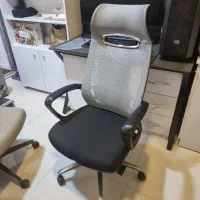 صندلی اداری برند لیو