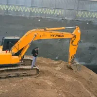 بیل مکانیکی هیوندای ۲۱۰