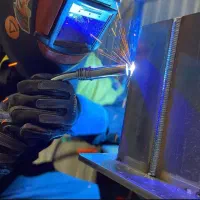 استخدام جوشکار ماهر CO2