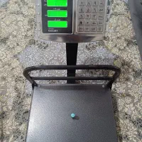 ترازو 200و350کیلو تاشو وخم شو دیجیتال گارانتی دار