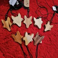 گردنبندوآویزماشین چوبی روباه و گرگ|زیورآلات و اکسسوری|شهرکرد, |دیوار