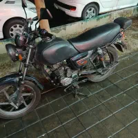 موتور سیکلت کی وای ۱۵۰