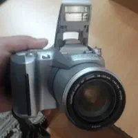 دوربین عکاسی الیمپوس تمیز و مرتب و سالم