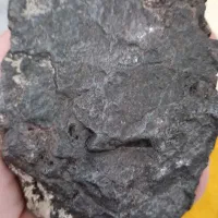 شهاب سنگ|کلکسیون اشیاء عتیقه|قم, نیروگاه|دیوار