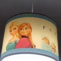 لوستر و ساعت کودک سالم مناسب هدیه دادن