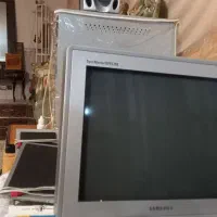 کامپیوتر باتمام وسایل تمیز ودر حدنو