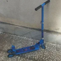 اسکوتر فلزی
