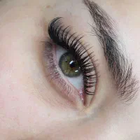 مژه کار حرفه ای